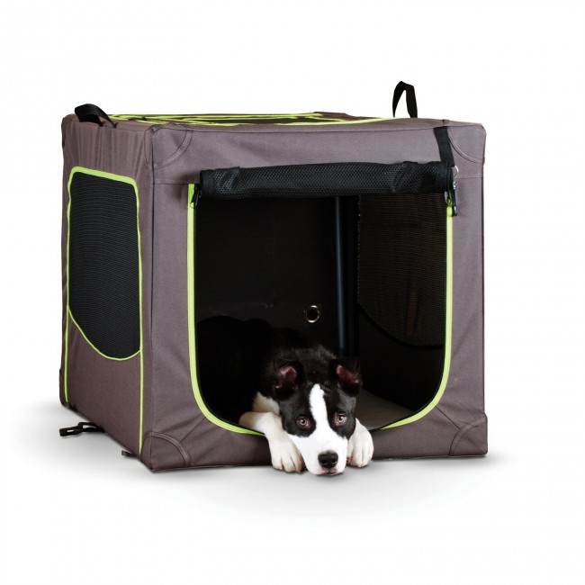 pet carriers & crates